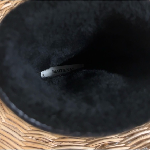 Matt & Nat ~ ROMINA WOMEN'S VEGAN Black RAIN BOOTS size 7 (EU 38) - Picture 9 of 9